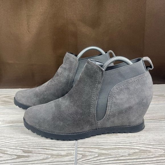 Naturalizer Darena Grey Leather Upper Hidden Wedge Slip-On Wedge Shoe Womens 9.5 - Picture 4 of 9